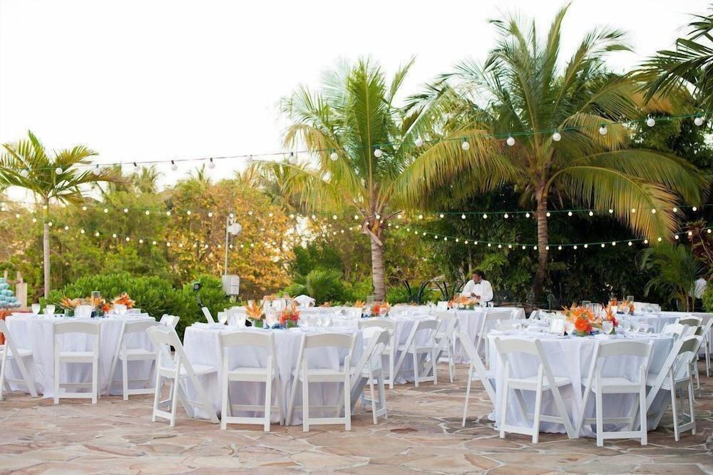 פריפורט Pelican Bay Hotel מראה חיצוני תמונה
