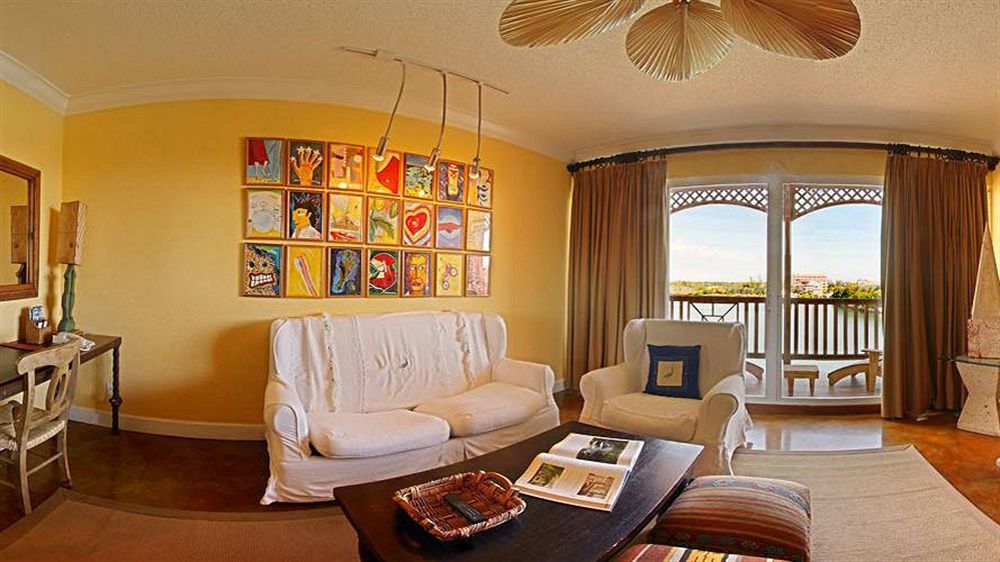 פריפורט Pelican Bay Hotel מראה חיצוני תמונה